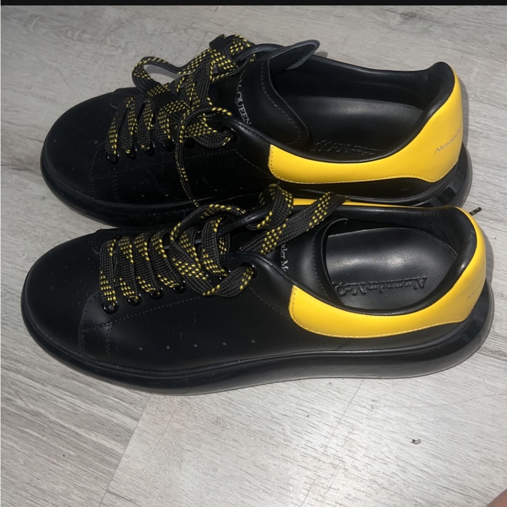 Alexander Mcqueens - black and yellow sneakers BRAND NEW SIZE 11.5